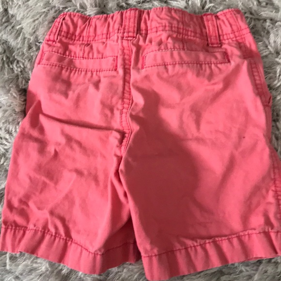Gap boys 3T shorts - Picture 2 of 3